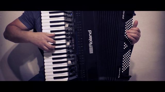 Nie płacz kiedy odjadę - akordeon Roland FR4X смотреть онлайн