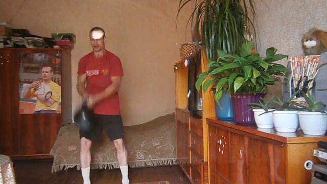 Гиря 32 кг. - 145 подъемов за 3 мин.Jerk Gira (kettlebell) 32 kg. - 145 reps in 3 min. смотреть онлайн