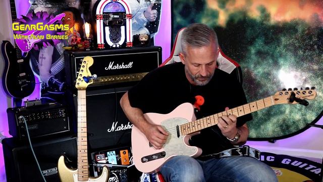 Texas Special Pickups in Strat and Tele - Any Difference? смотреть онлайн