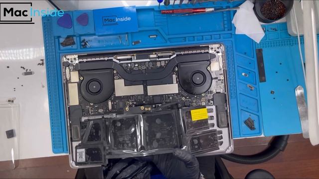 Cambio de batería de MacBook Pro de (15 pulgadas) en #macinside modelo A1707 año 2017 #chile #appl смотреть онлайн