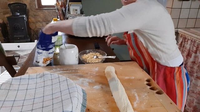 #Пирожки с яблоками в духовке. смотреть онлайн