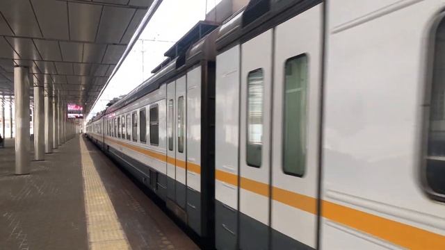 ЭД4М-0461 ЦППК Перекраска Наше Подмосковье На станции Аминьевская смотреть онлайн