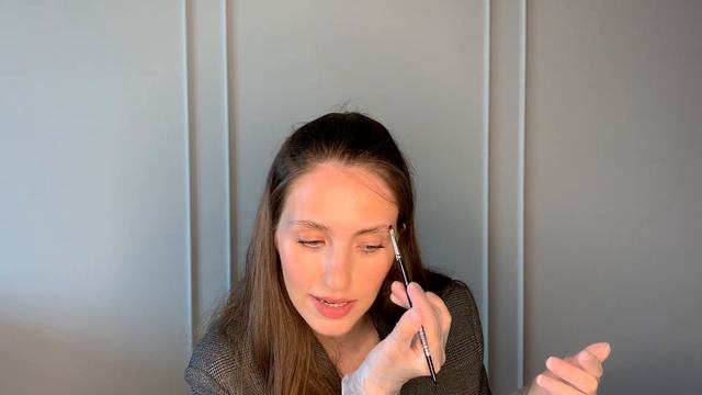 Долговременная укладка бровей от LERATO смотреть онлайн