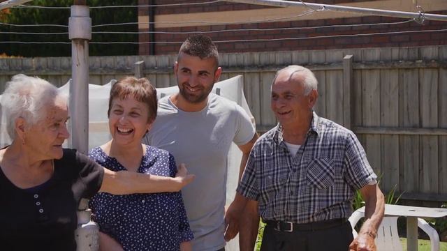 Antonio and Family from Camberwell - Part 1 смотреть онлайн