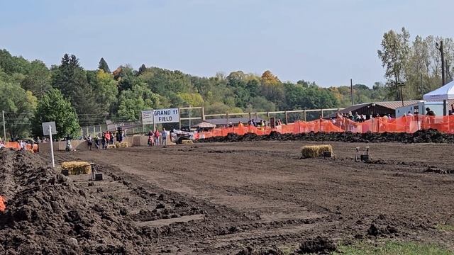 Tony & Dylan Git'n! 250 Class Grass Drags смотреть онлайн