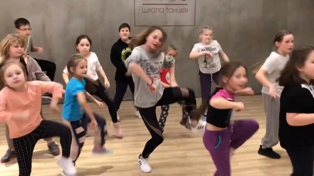 Хип-хоп | Детские группы | Der Вальс смотреть онлайн