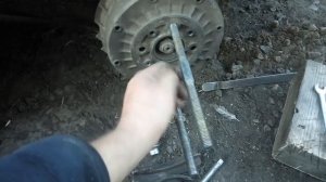 Как снять прикипевший тормозной барабан. 2022