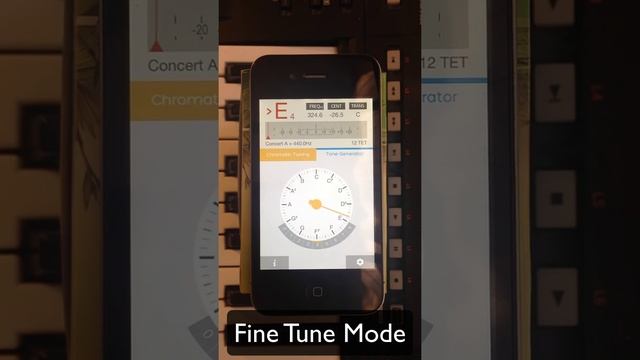 insTuner - Chromatic Tuner - Tune your instruments with your iPhone iPad смотреть онлайн