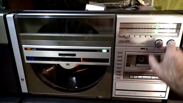 Sharp VZ-V3. 100% готовность.. ЗВУЧАНИЕ с родными колонками FM... Кассета.. Винил смотреть онлайн