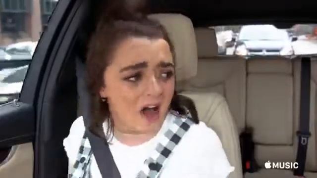 Maisie Williams and Sophie Turner do hilarious Carpool Karaoke смотреть онлайн