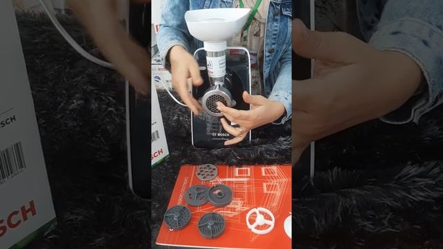 N°13 BOSCH HACHOIR A VIANDE **RAMADANE 2021** Wech ikhassak f cousintek? смотреть онлайн