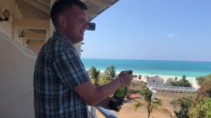 Эпичное открывание шампанского