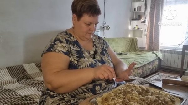 ПИРОГ С КАПУСТОЙ И ФАРШЕМ, ИЗ СЛОЕНО-ДРОЖЖЕВОГО ТЕСТА.