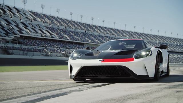 2021 Ford GT Heritage Edition with Peter Miles and Joey Hand | Ford Performance смотреть онлайн