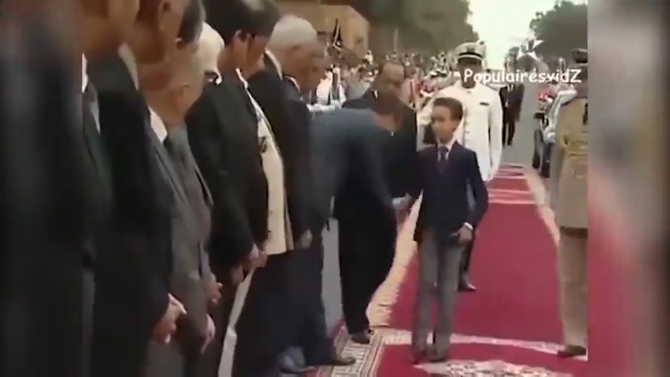 У принца Марокко нет времени на ваши поцелуи смотреть онлайн