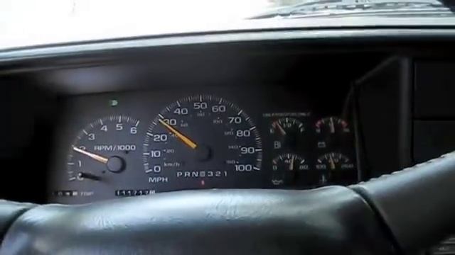 1999 Chevrolet Suburban Start Up and Drive смотреть онлайн