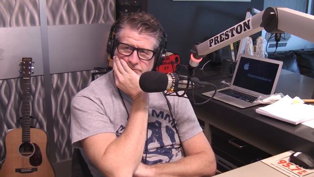 Branchy, The Ugly Christmas Tree - Preston & Steve's Daily Rush смотреть онлайн