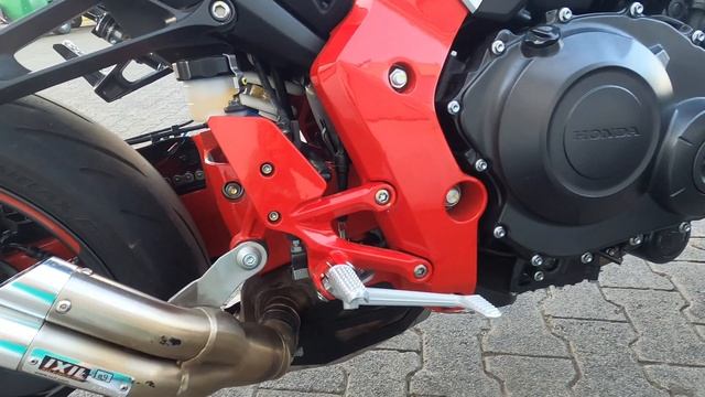 Honda CB1000R 2008 vs. 2016 смотреть онлайн