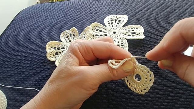 V.10 flor blanca В.10 цветок белый. Рус- esp. смотреть онлайн