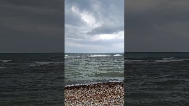 Архипо-Осиповка утро 28 июля 2023 года ?️ Чёрное море штормит ? смотреть онлайн