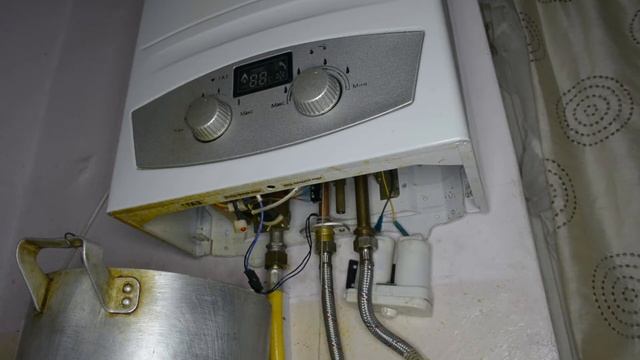 DIY Китайская газовая колонка бухкает, часть 2, победа. смотреть онлайн