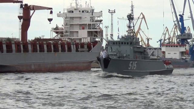 Прохождение военных кораблей на парад в день Вмф 2021 году 25 июля. По морскому каналу. смотреть онлайн