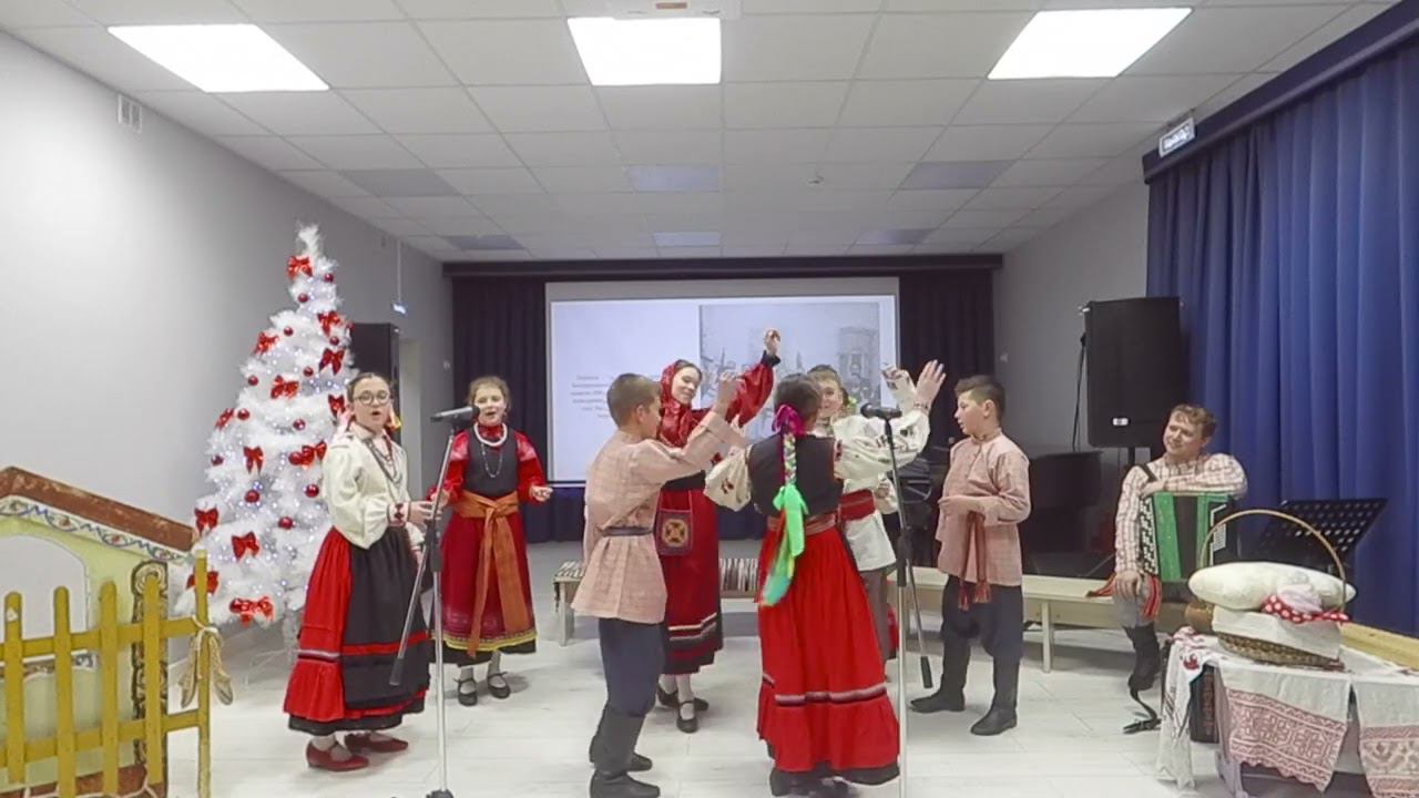 «Мимо моего садика» – хороводная с. Подсереднее Алексеевского р-на Белгородской области смотреть онлайн