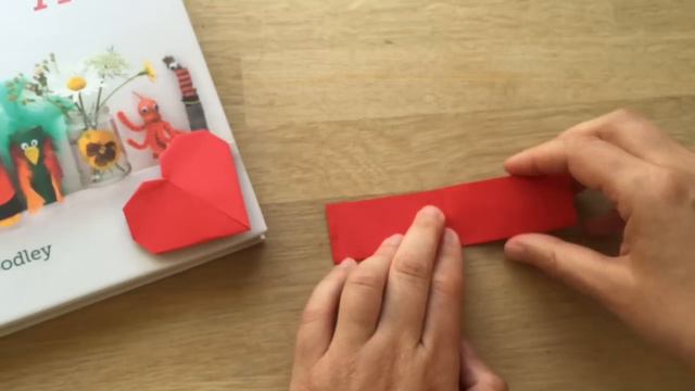 Easy Paper Heart Corner Bookmarks How To (Kirigami)