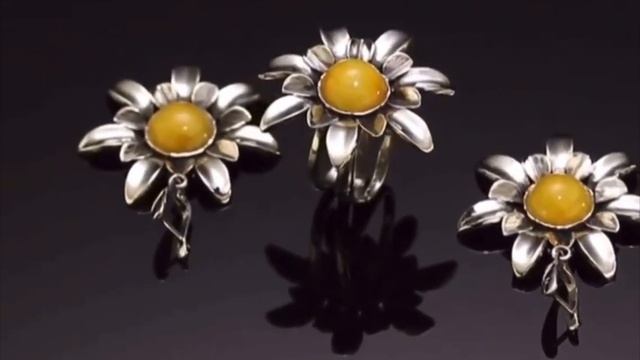 Комплект «Ромашки» с желтым ониксом. смотреть онлайн