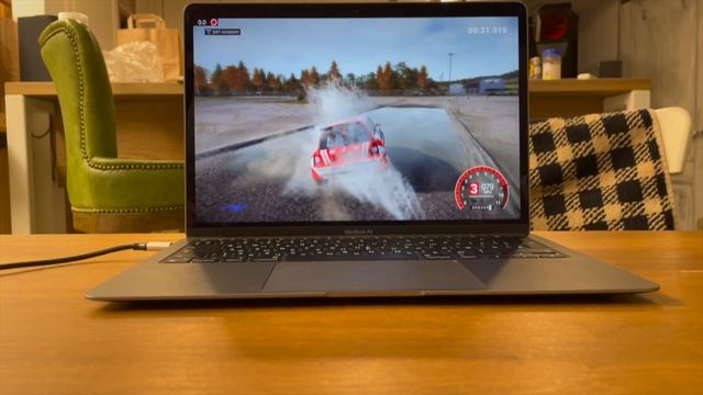 Dirt 4 на Apple M1 смотреть онлайн
