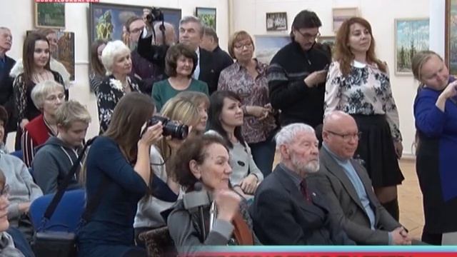 В Новочебоксарске открылась традиционная выставка "Новочебоксарская палитра" смотреть онлайн