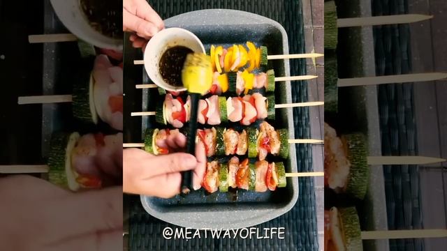 ШАШЛЫЧКИ НА ШПАЖКАХ | КУРИНЫЙ ШАШЛЫК С ОВОЩАМИ НА ШПАЖКАХ | РЕЦЕПТ КУРИНЫХ ШАШЛЫЧКОВ смотреть онлайн