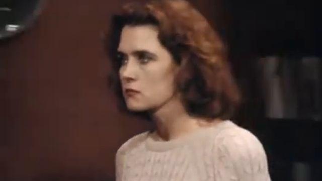 "Ночные забавы" - страусиная терпимость превращает мужика в тряпку смотреть онлайн