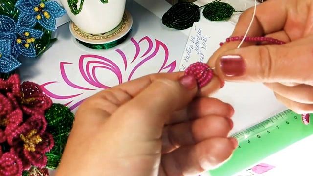 Фиалочка из бисера. Очень быстро и легко. смотреть онлайн