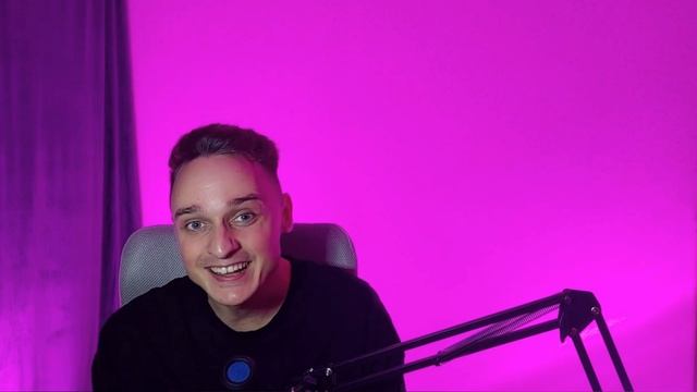 ПРОВЕРКА ПАРНЯ НА ВЕРНОСТЬ - МЕЧТАЕТ ПОПРОБОВАТЬ В ТРОЕМ