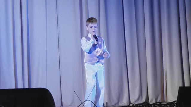 Белый конь смотреть онлайн