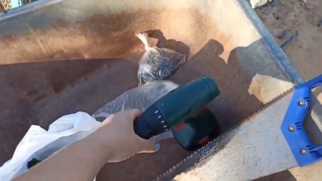 Купили дачу#Неудачная попытка соорудить цветочницу#словила печальку#Мини-огород# смотреть онлайн