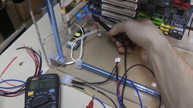 BLUE acrylic build - Intel Pentium 4 + GeForce 6800 GT смотреть онлайн