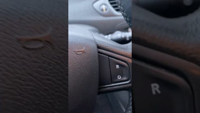 Перетяжка руля Renault.Каучуковый материал? смотреть онлайн