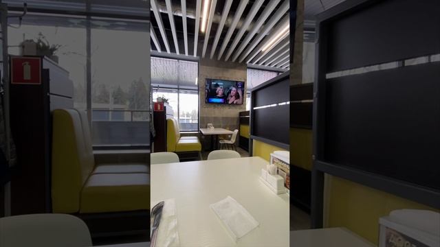 ЕЙСК. 17 апр 2022. Наш домик на море. Море. Садик. смотреть онлайн