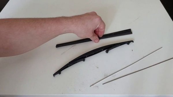 Как заменить задний дворник на Mitsubishi Outlander