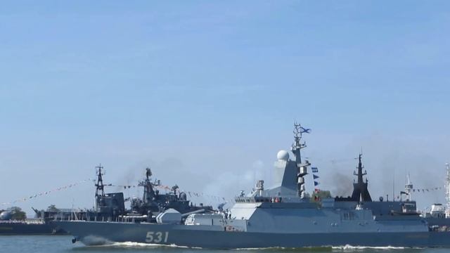 военно-морской парад в Балтийске, 27.07.2014, Стелс Корвет «Сообразительный» смотреть онлайн