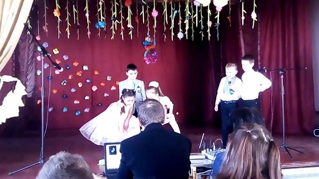 Школа стихотворение Маргоши на 8 марта! смотреть онлайн