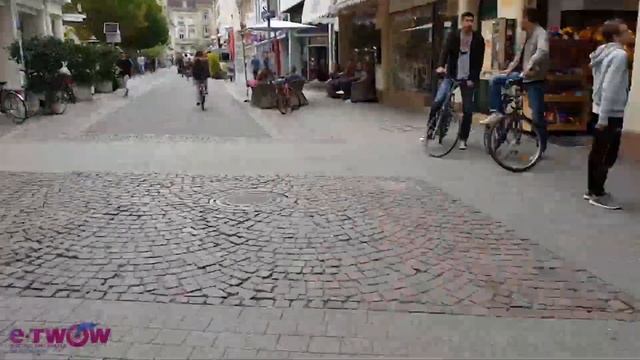 BEST ELECTRIC SCOOTER.Seeing Freiburg & Karlsruhe with E-Twow Booster смотреть онлайн