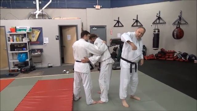 CLOSE SPACE HIP ROTATION SASAE TSURIKOMI ASHI смотреть онлайн