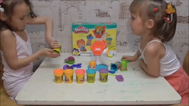 Интересные прически вместе с Play-Doh... смотреть онлайн