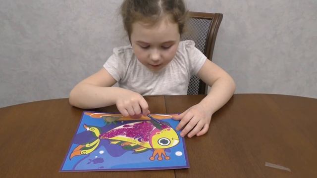 Рисуем блестками Аппликация Волшебный песок золотая рыбка смотреть онлайн