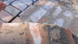 Беседка барбекю из б/у кирпича  крытая беседка с комплексом печь , печь под казан, мангал , мойка