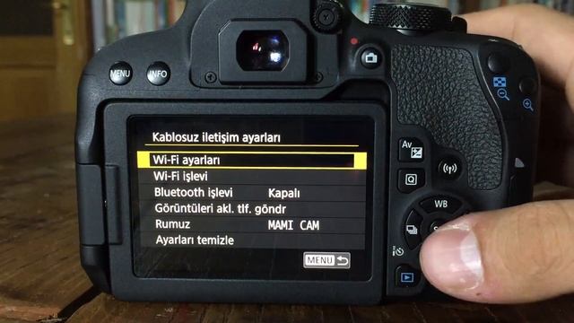 UCUZ VE KALİTELİ DSLR KAMERA ÖNERİSİ - TÜRKÇE ANLATIM - CANON EOS 800D - 18-55MM IS STM LENS смотреть онлайн