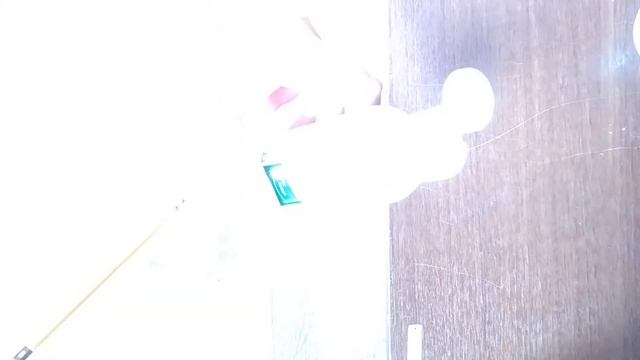 Слайм из клея момент Кристалл.? смотреть онлайн